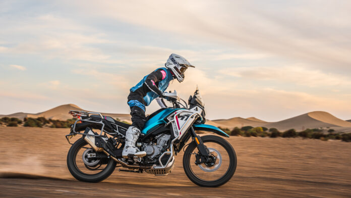 Novinka CFMOTO 450MT prichádza do predajní